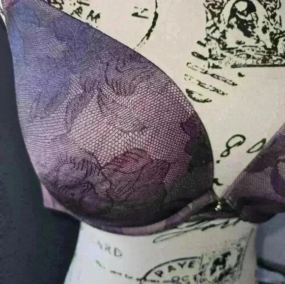 Cacique Womans Boost Plunge Bra Size 40D - Picture 3 of 14